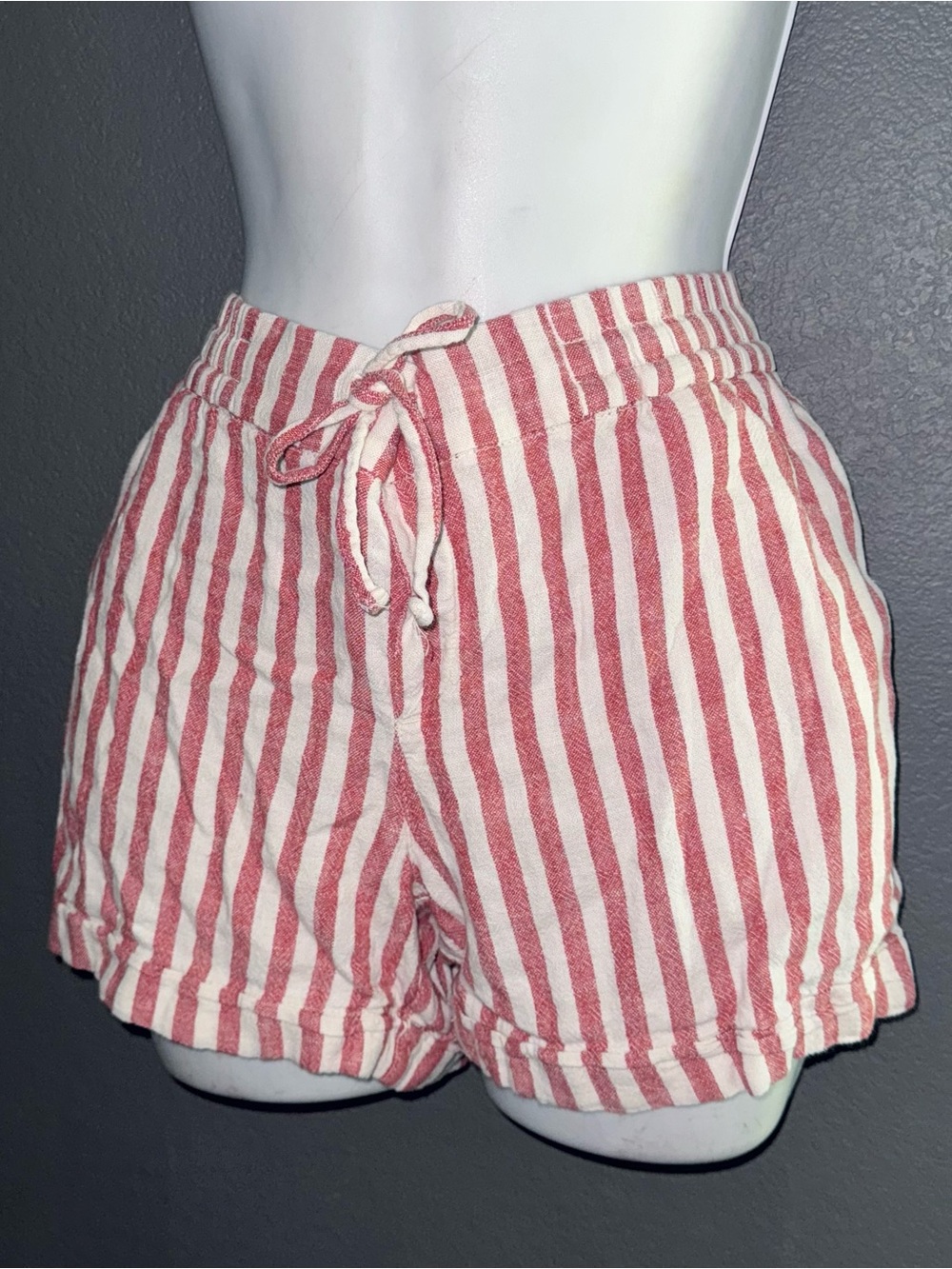 Old navy Red & White Womens Drawstring Striped Shorts size Medium